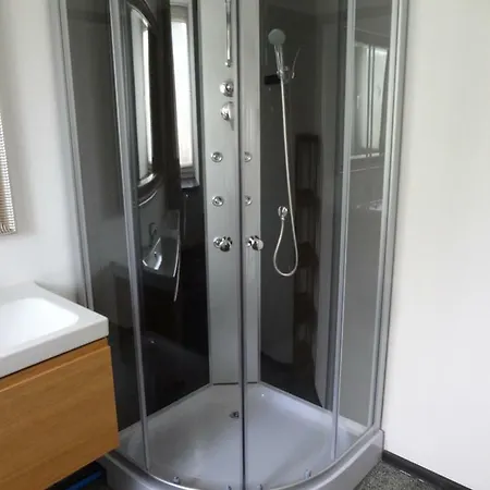 An Huetten * Herresbach